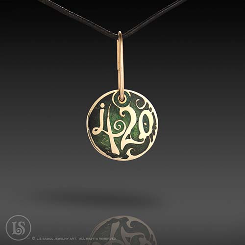 420 pendant Pendant, Bronze